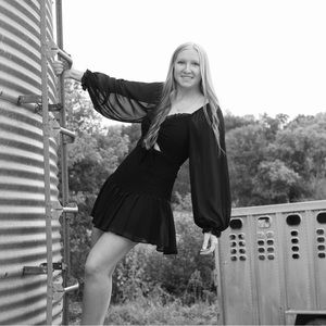 Meet your Posher, Ciara